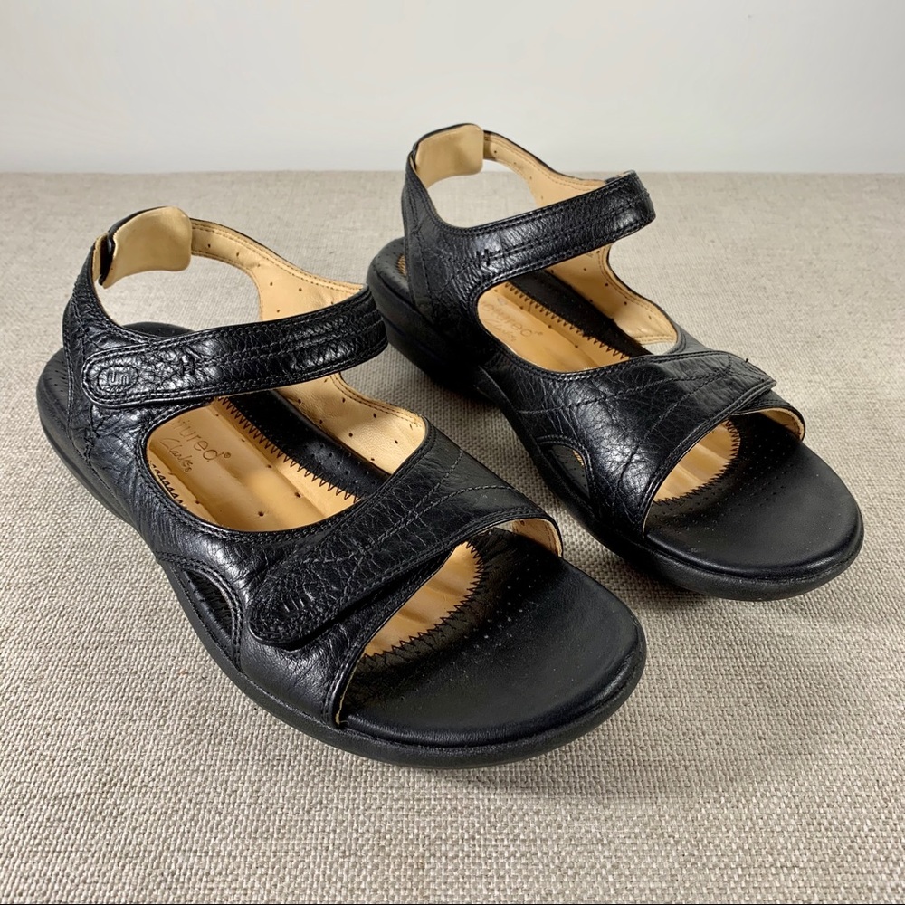 Unstructured Clarks Leather Sandals Size 9.5
